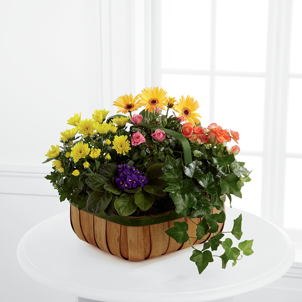 Gentle Blossoms Basket – Wilderness Treasures, Pickford MI