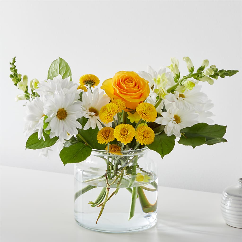 Sun Salutation Bouquet – Wilderness Treasures, Pickford MI