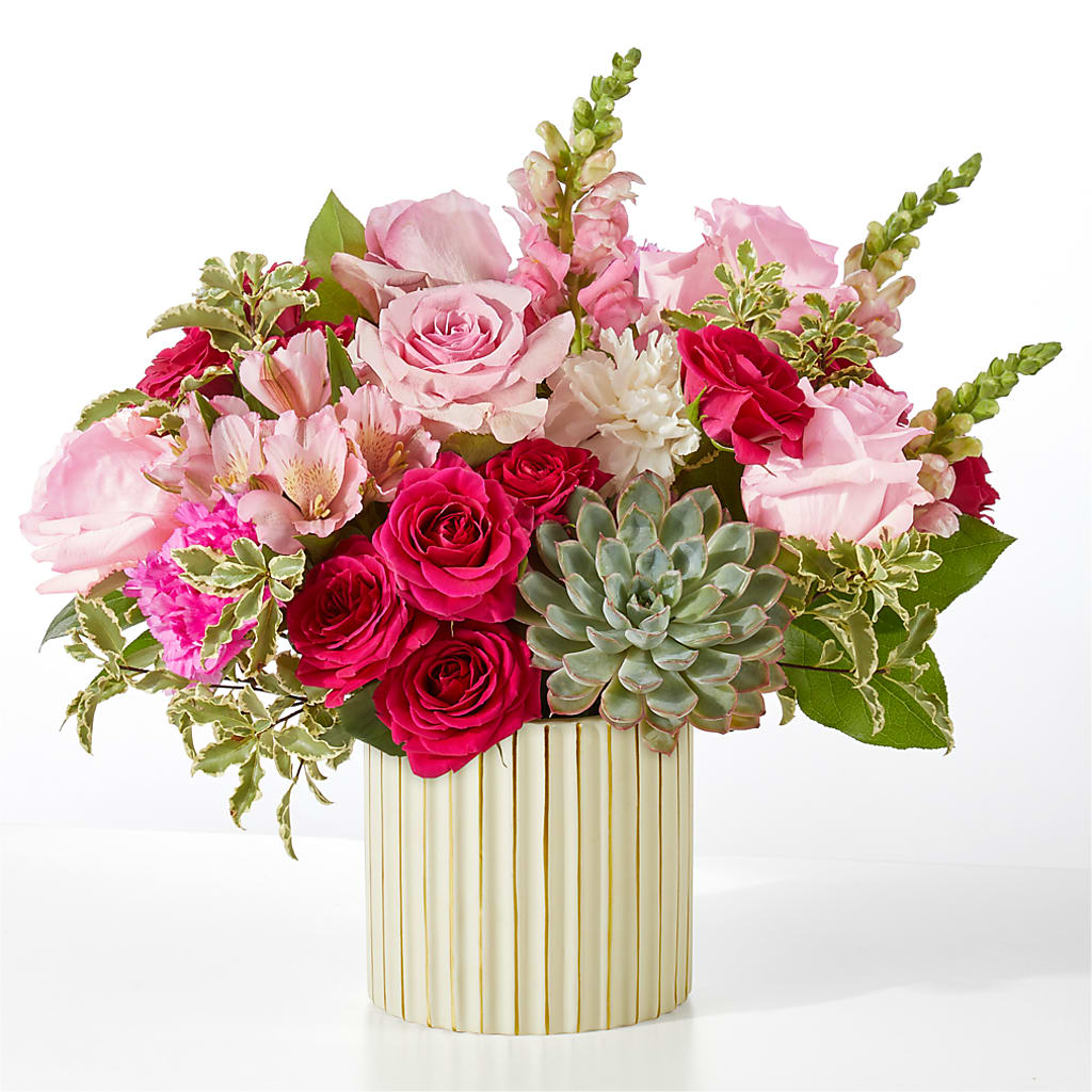 Magenta Musings Bouquet – Wilderness Treasures, Pickford MI