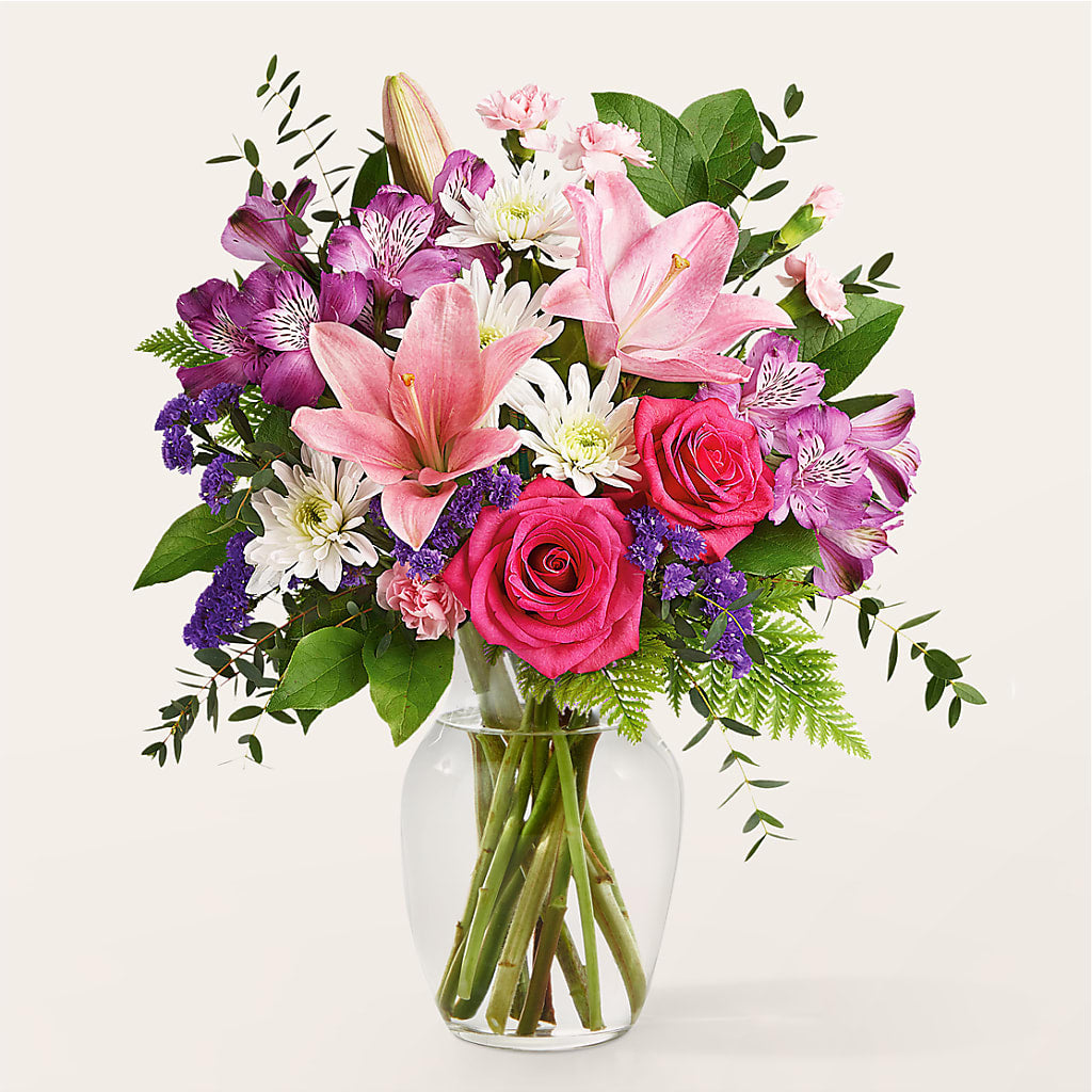 Lace & Pearls Bouquet – Wilderness Treasures, Pickford MI