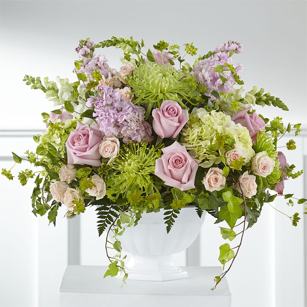 Radiant Embrace Arrangement – Wilderness Treasures, Pickford MI