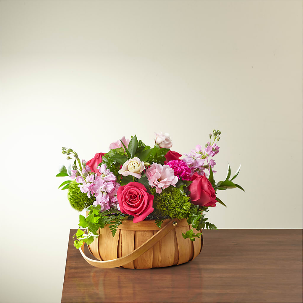 Radiance in Bloom Basket – Wilderness Treasures, Pickford MI
