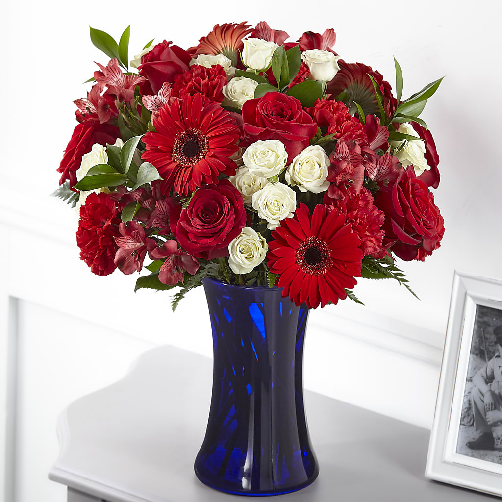 Hearts Embrace Bouquet – Wilderness Treasures, Pickford MI