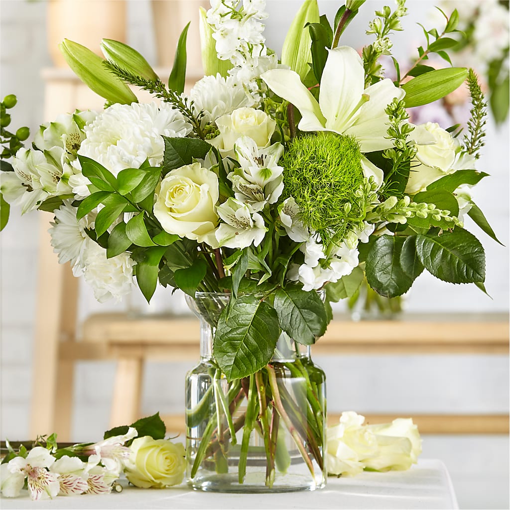 Classic Ivory – A Florist Original – Wilderness Treasures, Pickford MI
