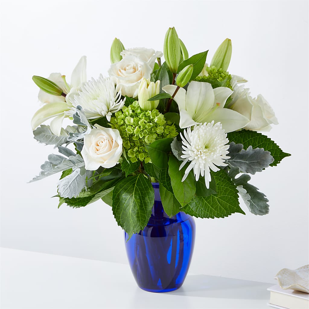 Snowy Dreams Bouquet – Wilderness Treasures, Pickford MI