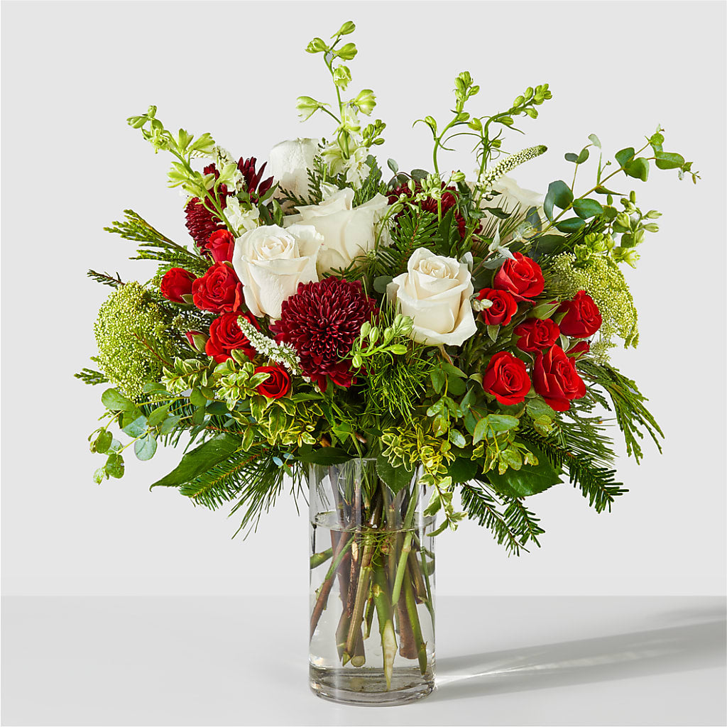 Favorite Traditions Bouquet – Wilderness Treasures, Pickford MI