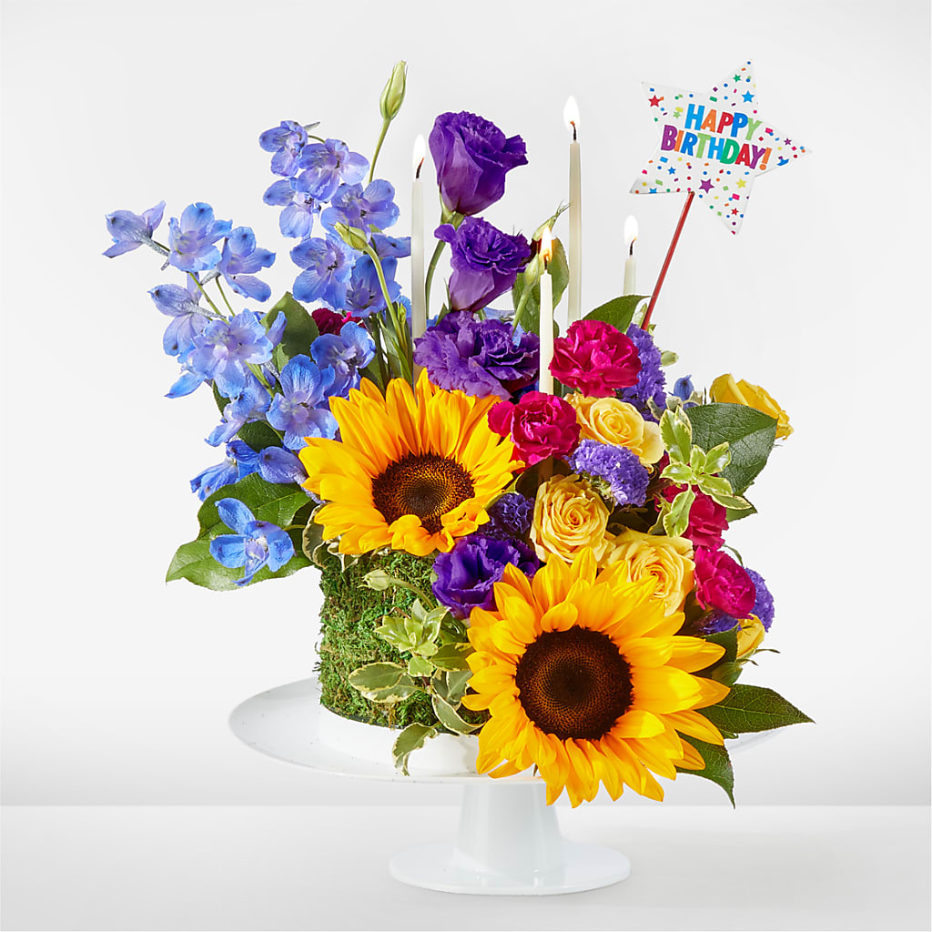Star of the Day Floral Cake – Wilderness Treasures, Pickford MI
