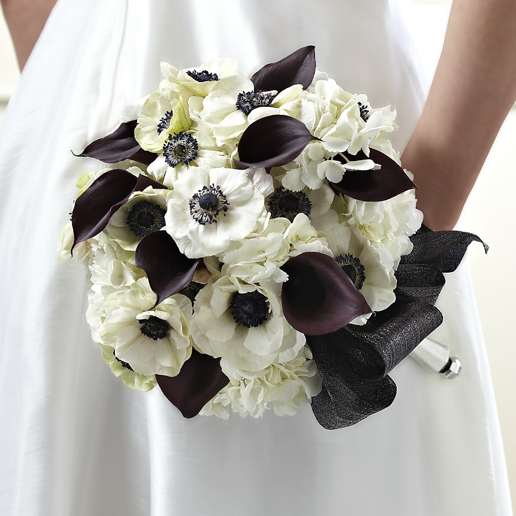 To Have and To Hold Bouquet – Wilderness Treasures, Pickford MI
