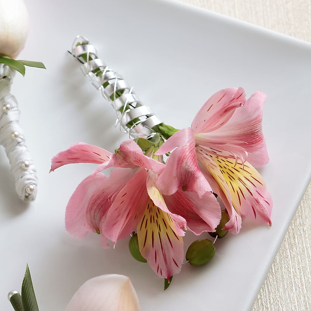 Pink Peruvian Lily Boutonniere – Wilderness Treasures, Pickford MI