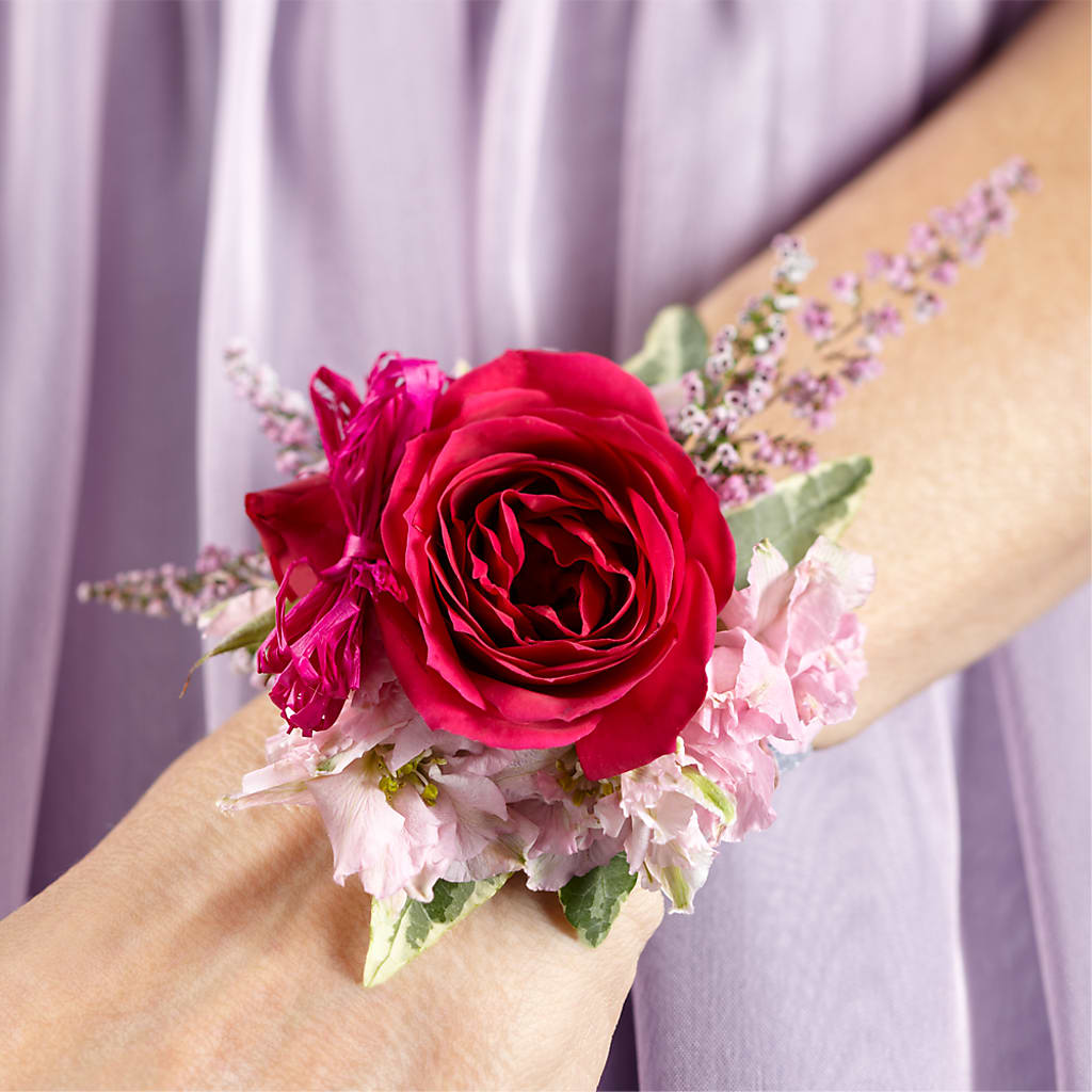 Rose Charm Corsage – Wilderness Treasures, Pickford MI