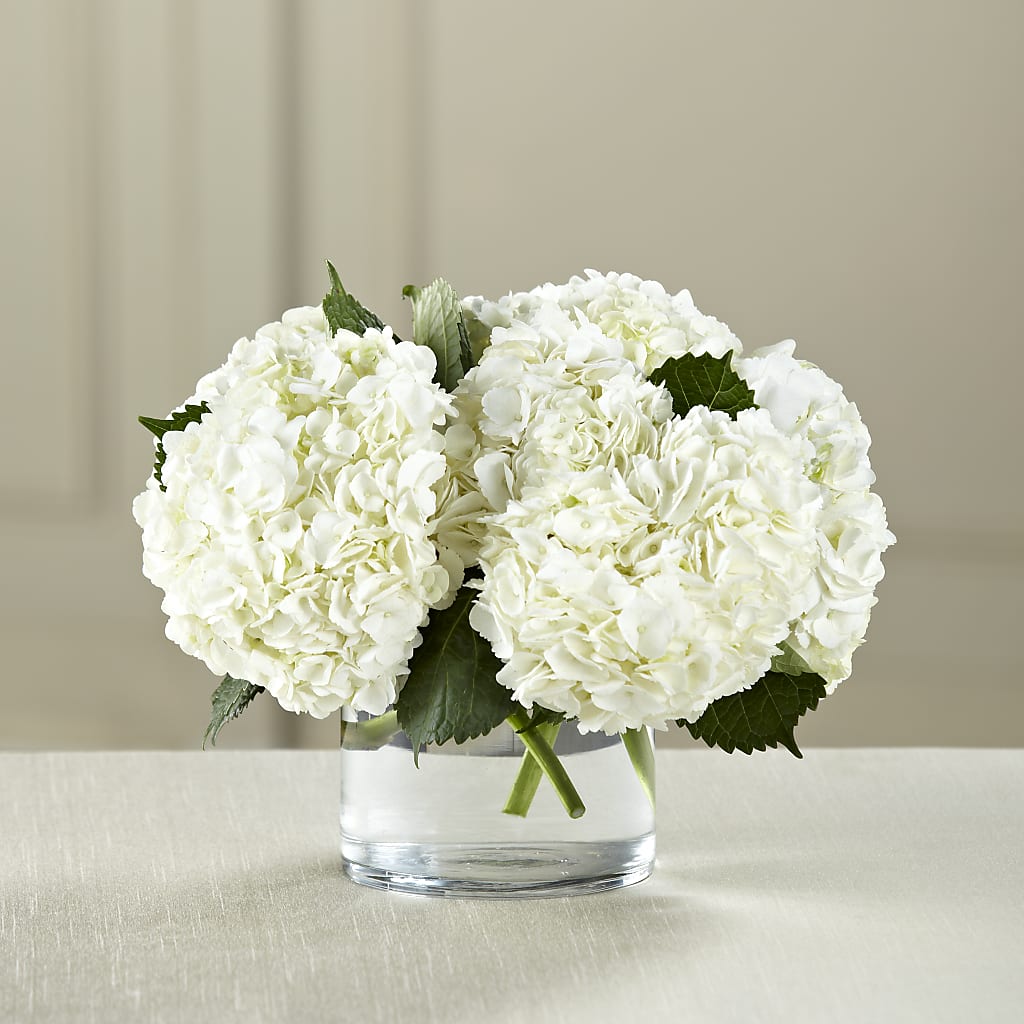 White Hydrangea Bouquet – Wilderness Treasures, Pickford MI