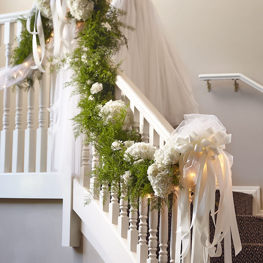 Champagne Dreams Garland – Wilderness Treasures, Pickford MI