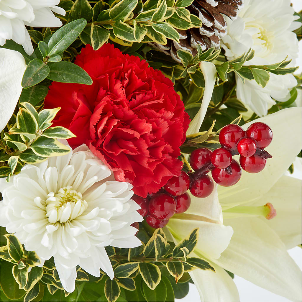 Festive Moments Tree –  Wilderness Treasures, Pickford MI