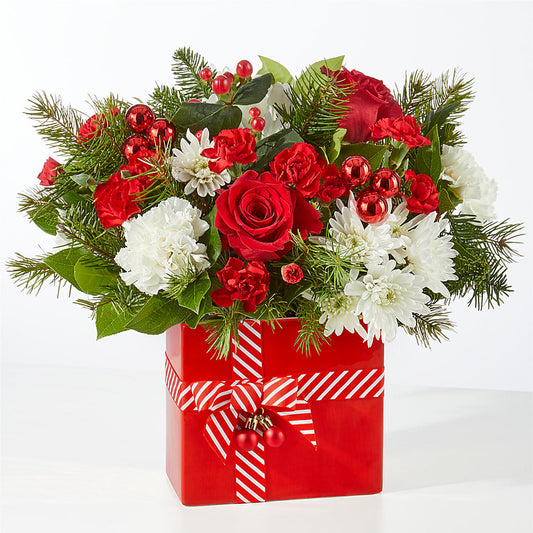 Presents Under the Tree Bouquet –  Wilderness Treasures, Pickford MI