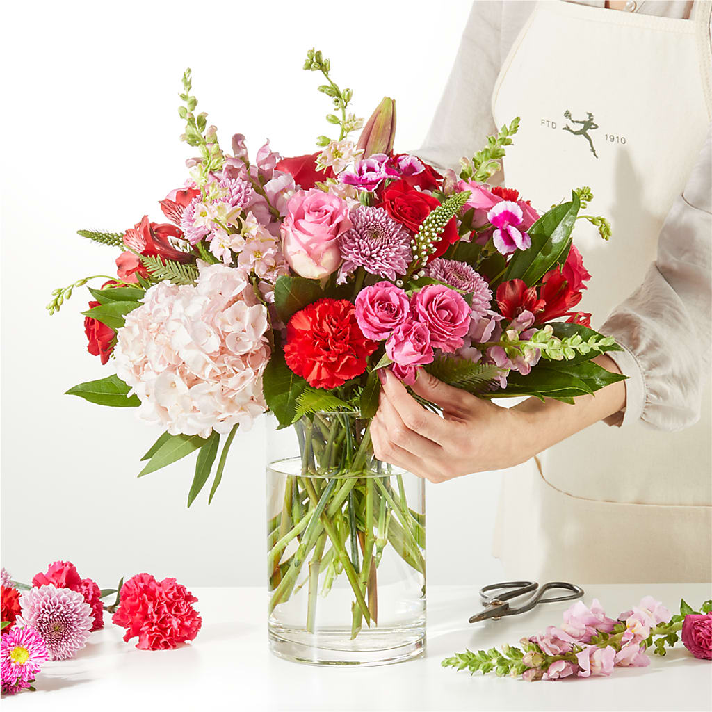 Swooning Over You - A Luxury Florist Original –  Wilderness Treasures, Pickford MI