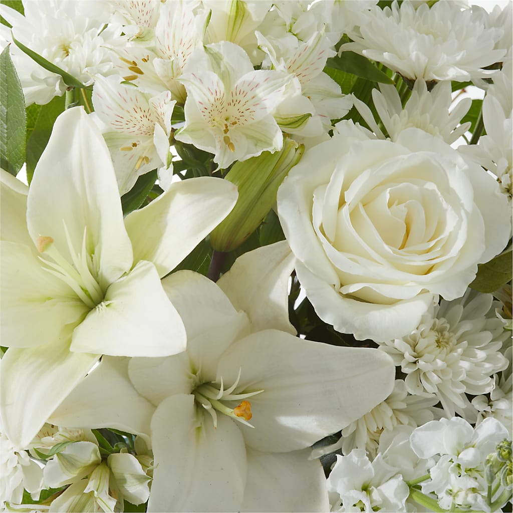 Peaceful Reflections Arrangement –  Wilderness Treasures, Pickford MI