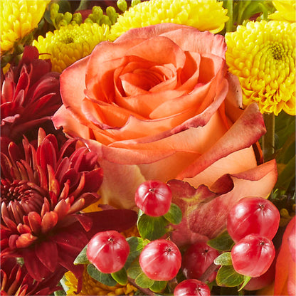 Apple Picking Bouquet –  Wilderness Treasures, Pickford MI