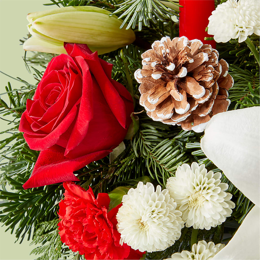 Seasonal Festivities Centerpiece –  Wilderness Treasures, Pickford MI
