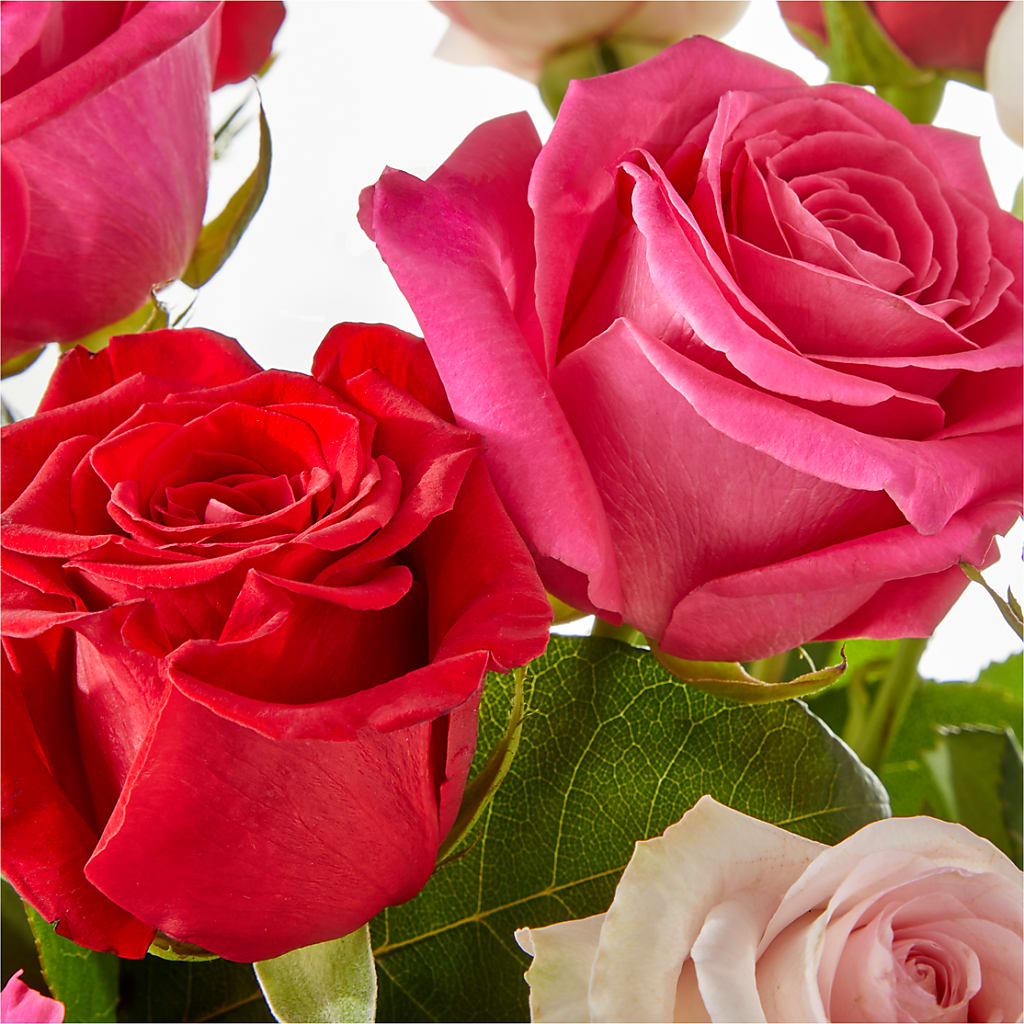Charming Rose Bouquet –  Wilderness Treasures, Pickford MI