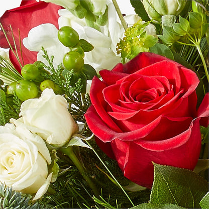 Deck the Halls Bouquet –  Wilderness Treasures, Pickford MI