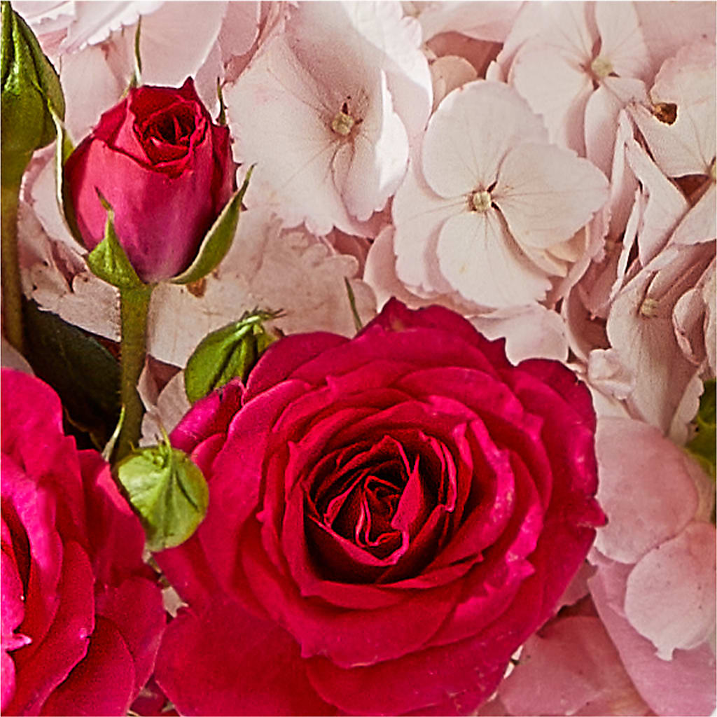 Glitz & Glam Bouquet –  Wilderness Treasures, Pickford MI