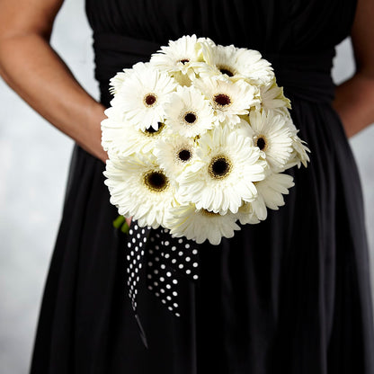 Daisy Delight Bouquet –  Wilderness Treasures, Pickford MI